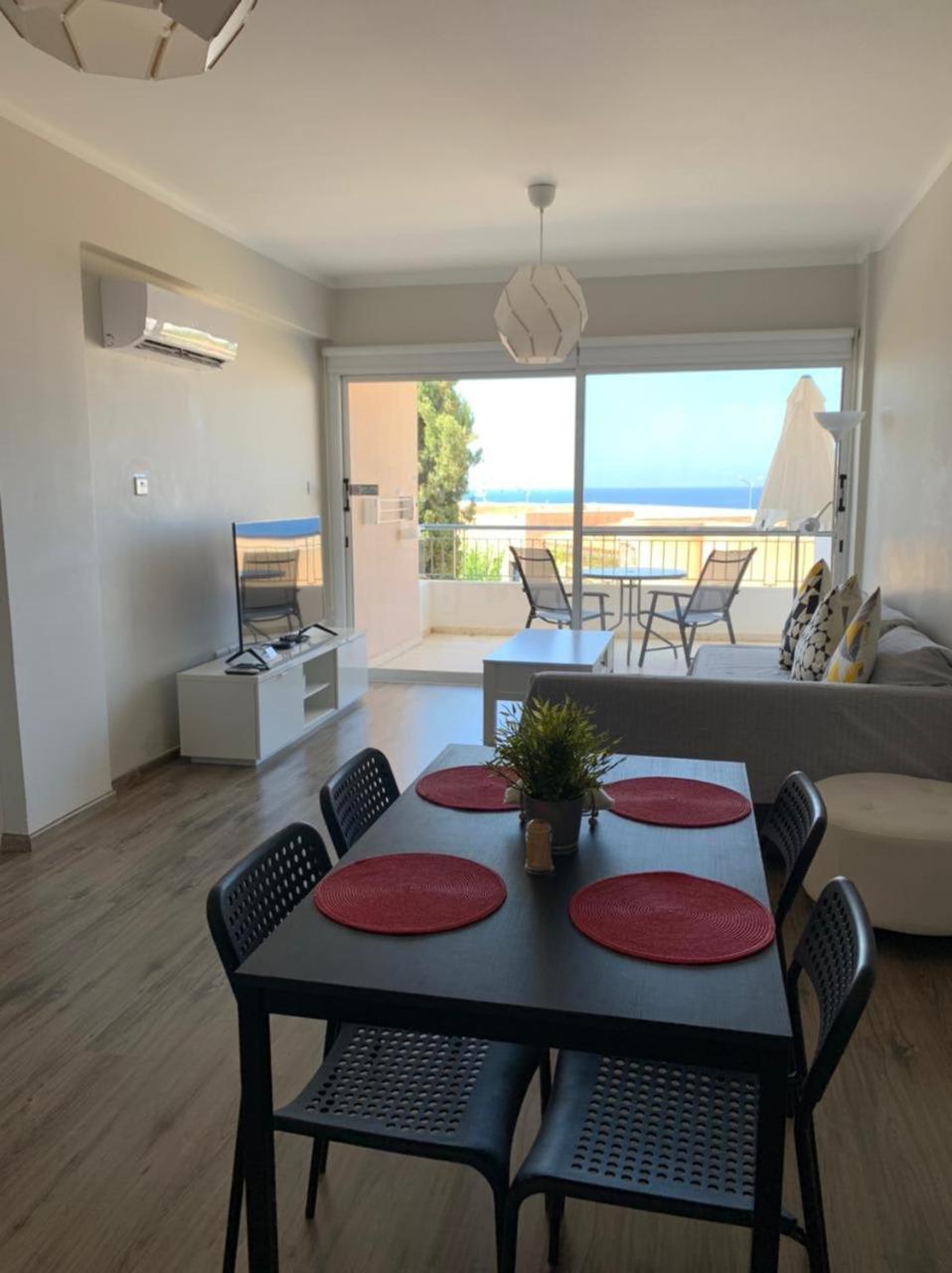 Kings Palace - Modern And Stylish 1 Bedroom Apartment Paphos Ngoại thất bức ảnh