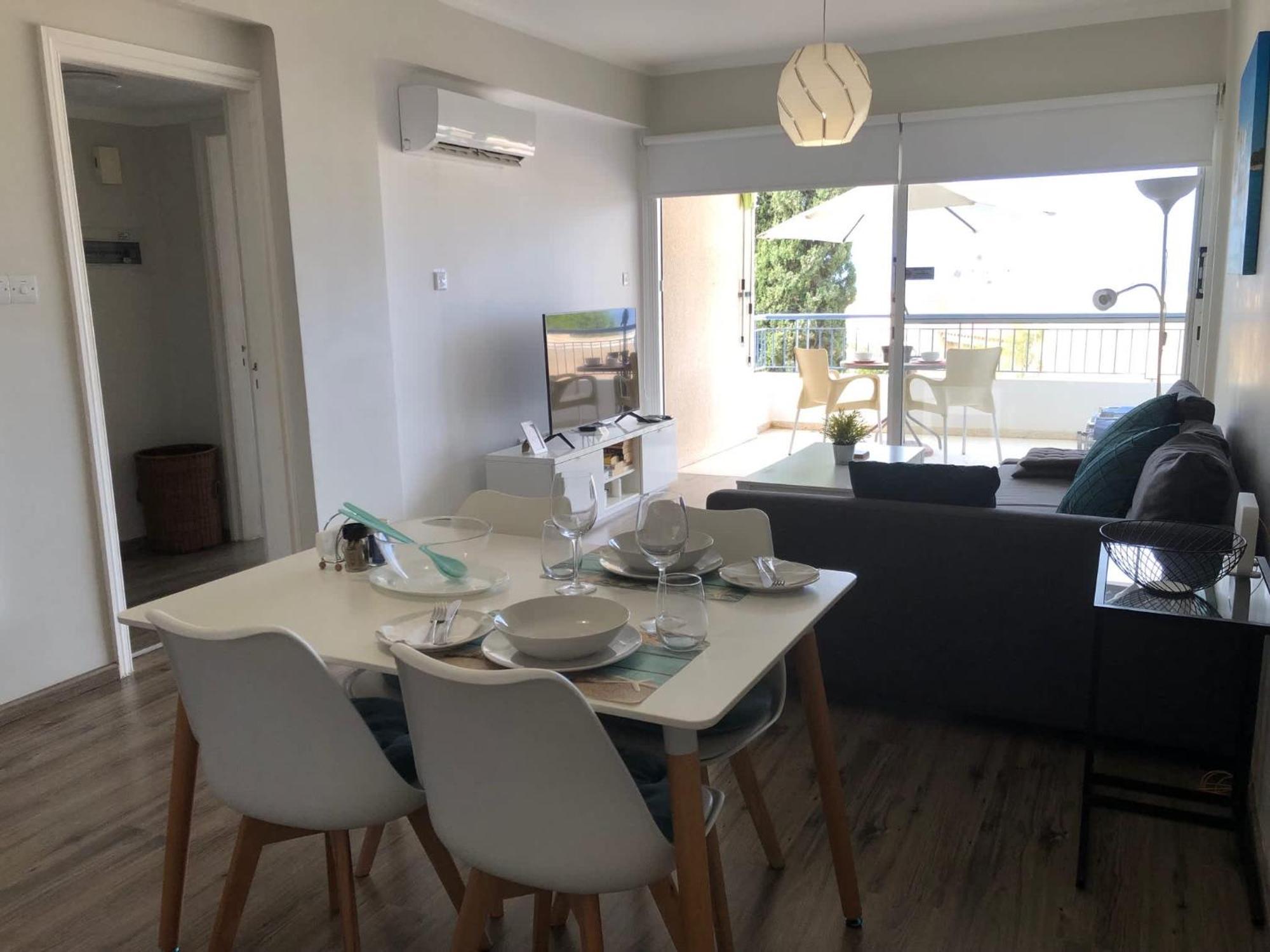 Kings Palace - Modern And Stylish 1 Bedroom Apartment Paphos Ngoại thất bức ảnh