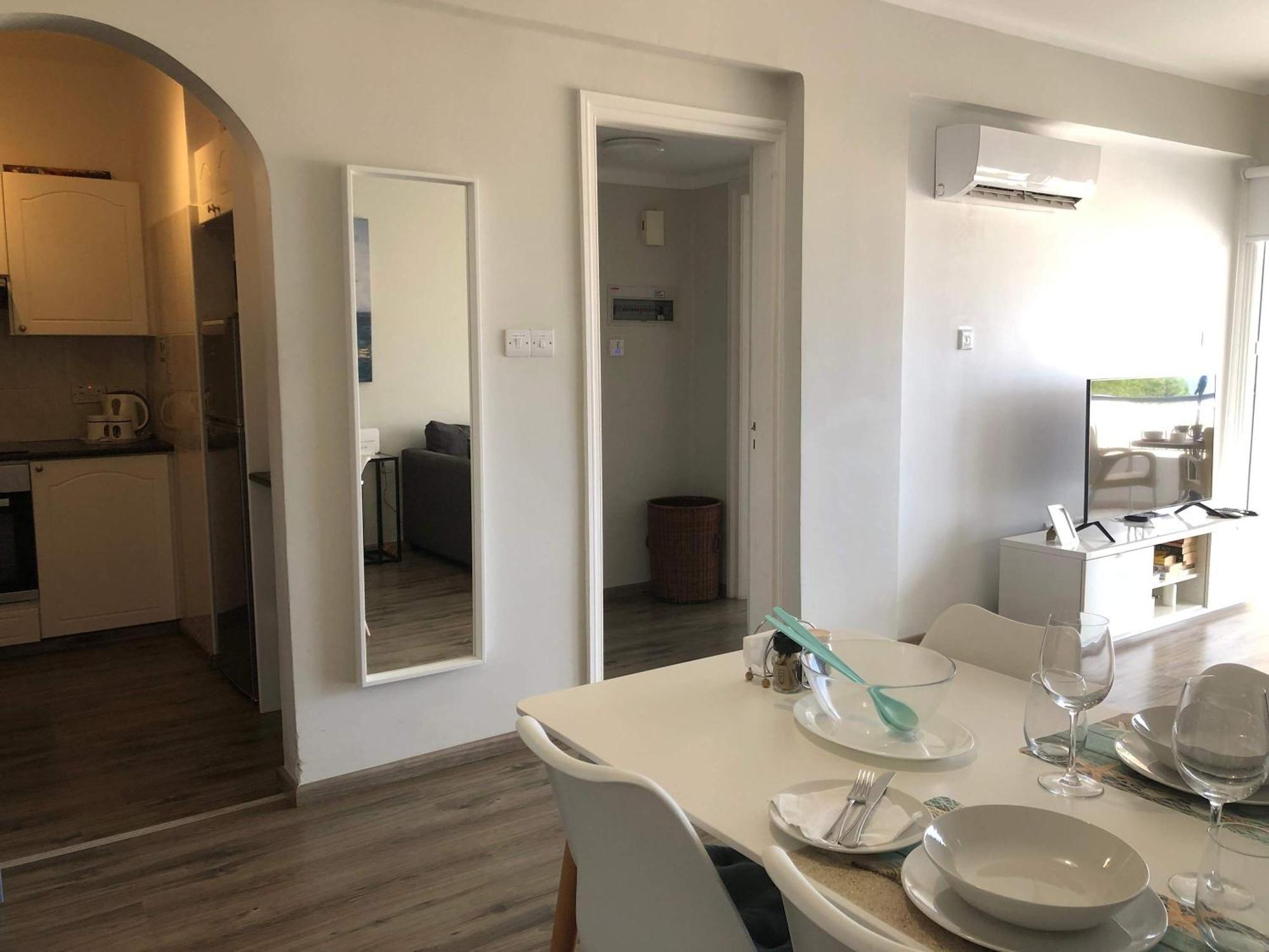 Kings Palace - Modern And Stylish 1 Bedroom Apartment Paphos Ngoại thất bức ảnh