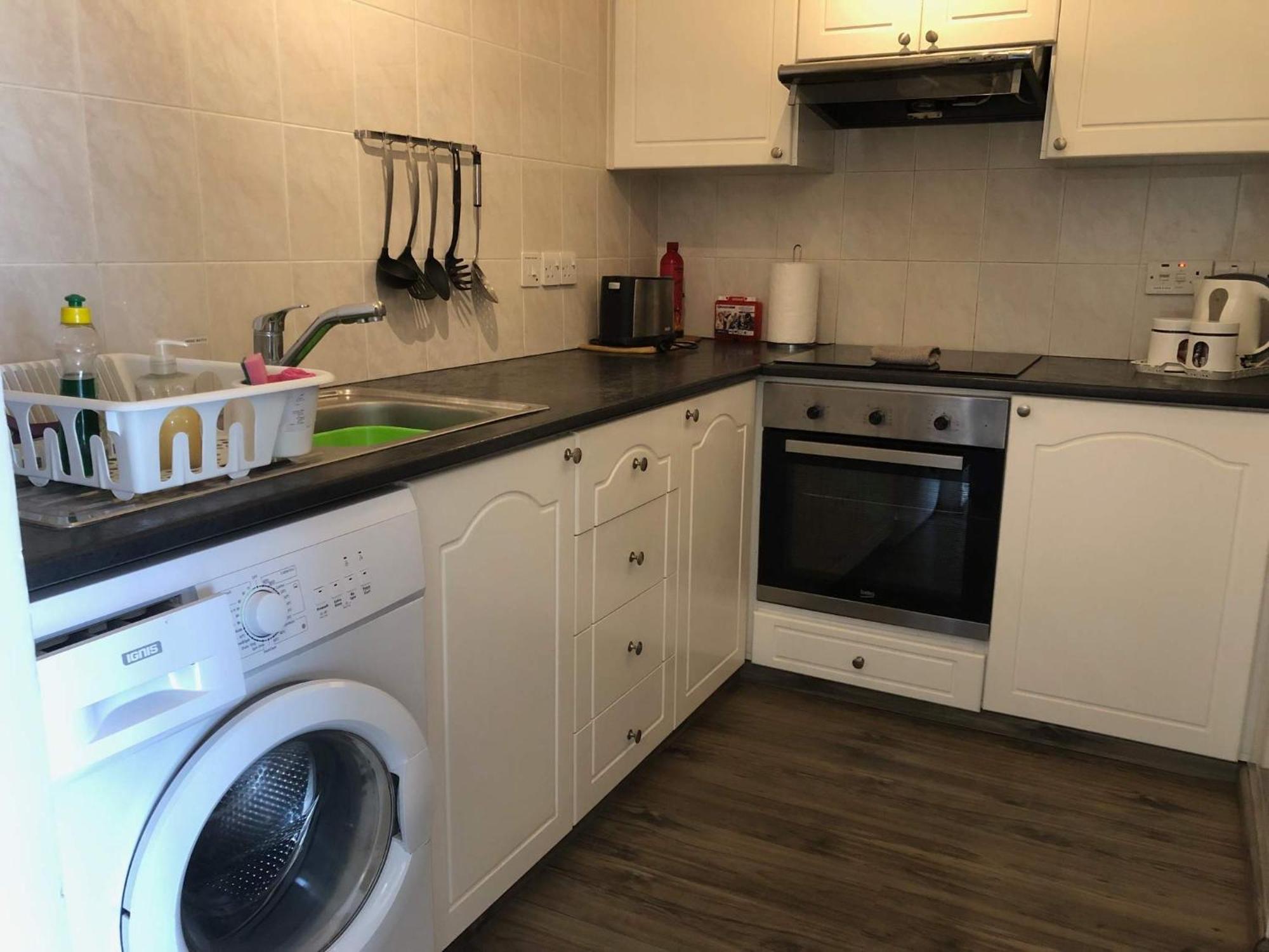 Kings Palace - Modern And Stylish 1 Bedroom Apartment Paphos Ngoại thất bức ảnh